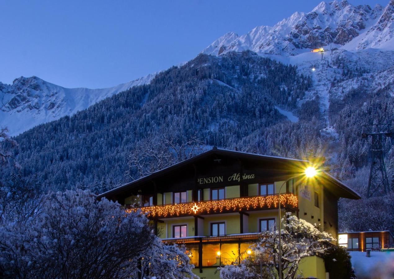 Cafe Pension Alpina Інсбрук Екстер'єр фото