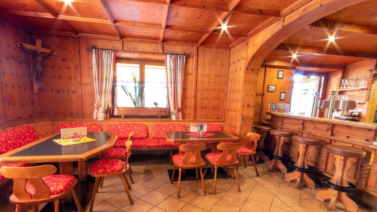 Cafe Pension Alpina Інсбрук Екстер'єр фото