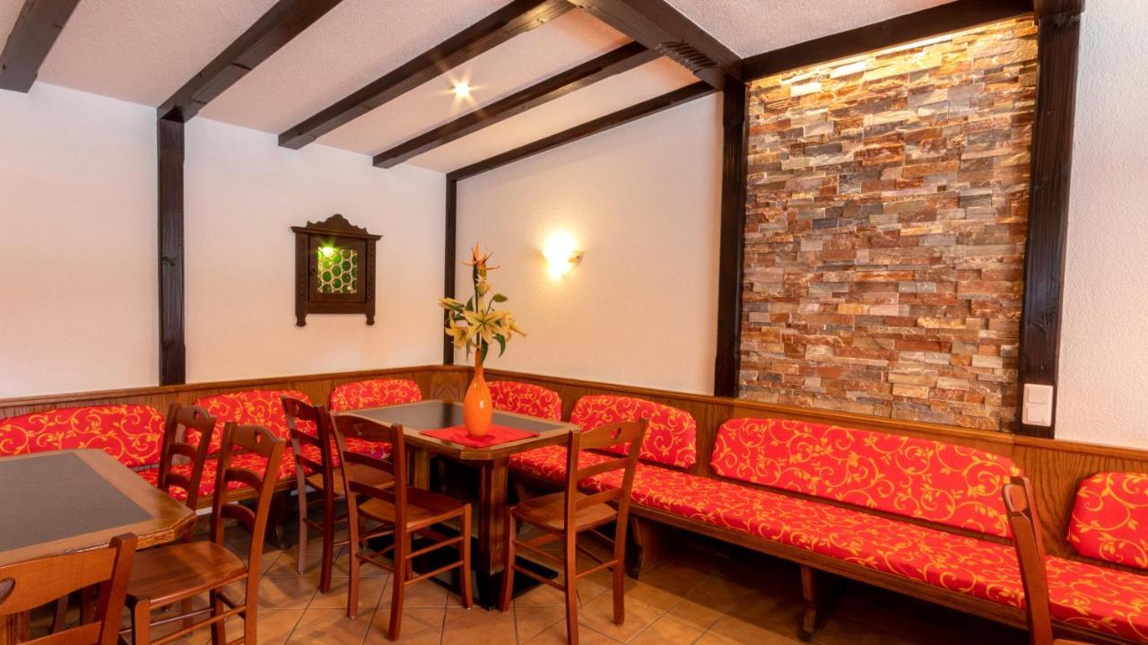 Cafe Pension Alpina Інсбрук Екстер'єр фото